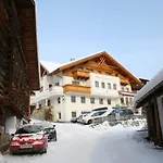 Haus Achenrainer Apartamento